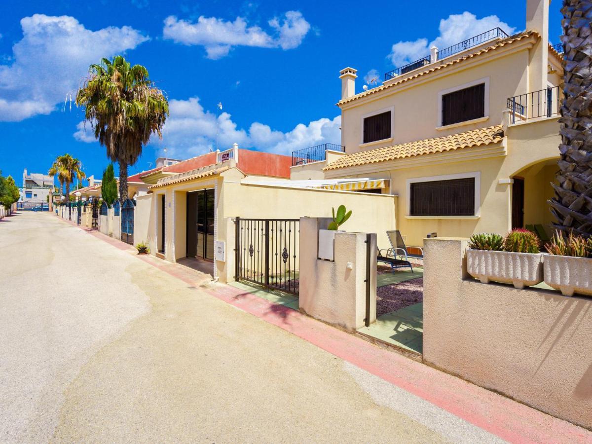 Belvilla By Oyo Casa Noain Torrevieja Rum bild